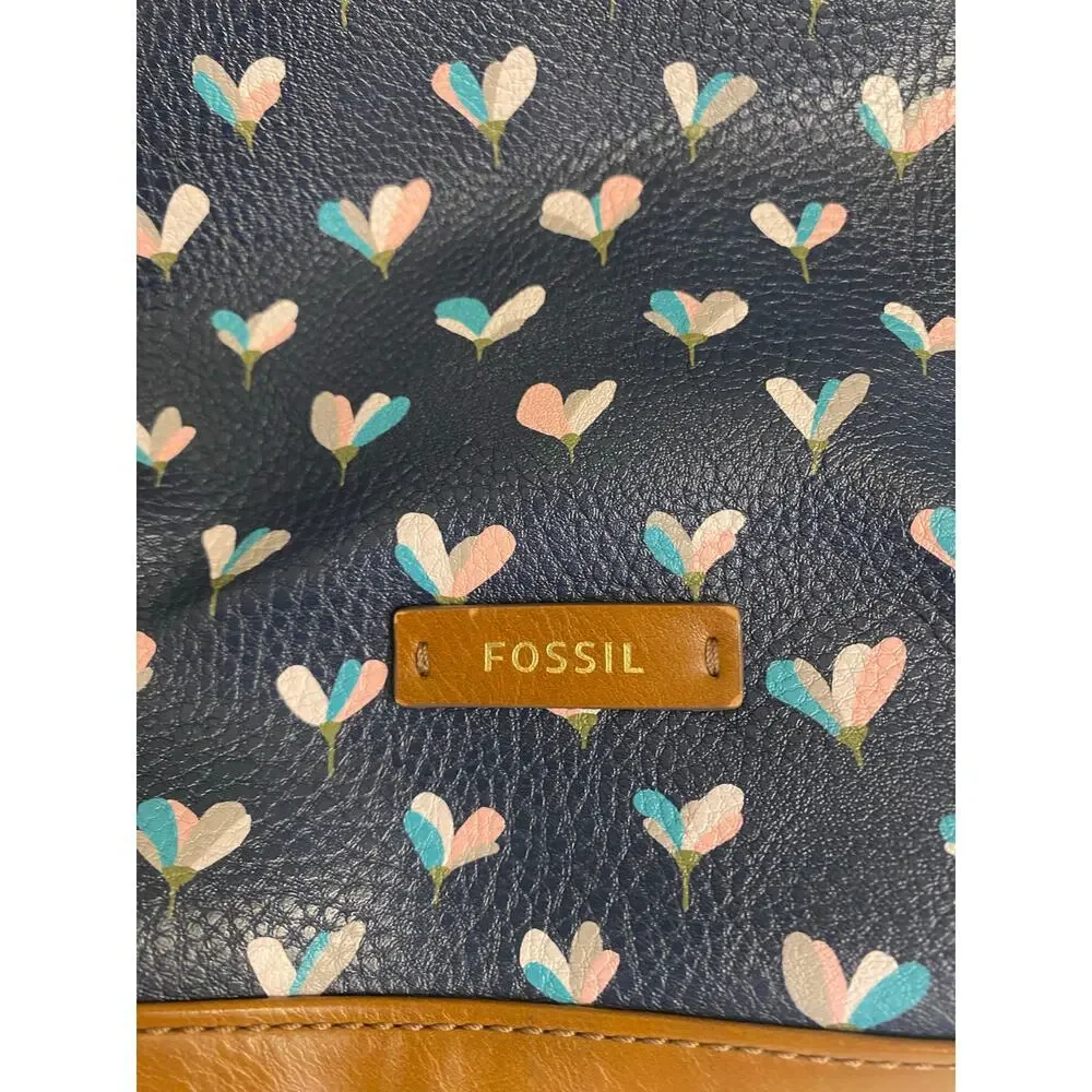 Fossil Anna Blue Heart Large Shoulder Tote Bag Leather Preppy Collegiate - Picture 3 of 14